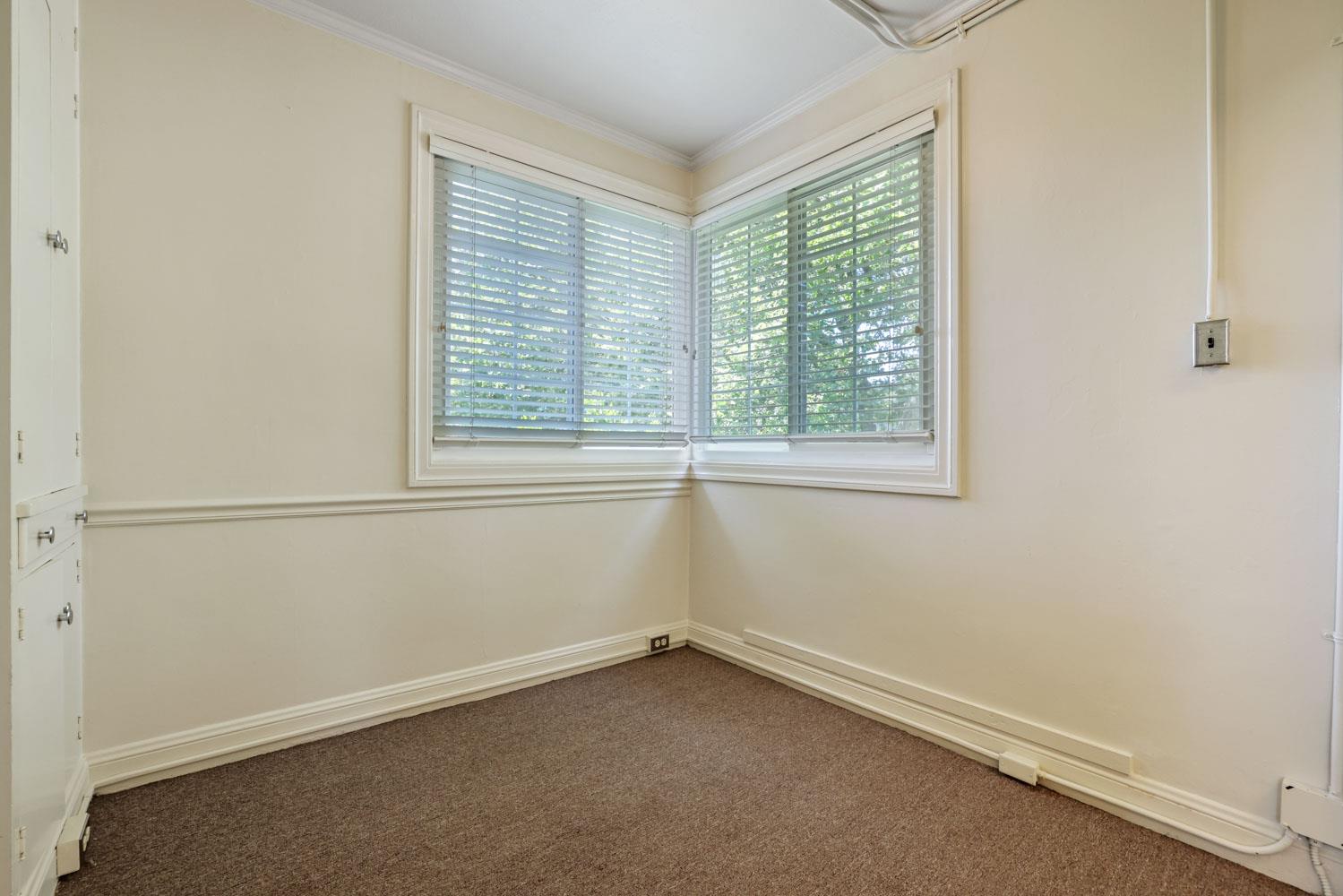 432 College Ave, Modesto, CA 95350