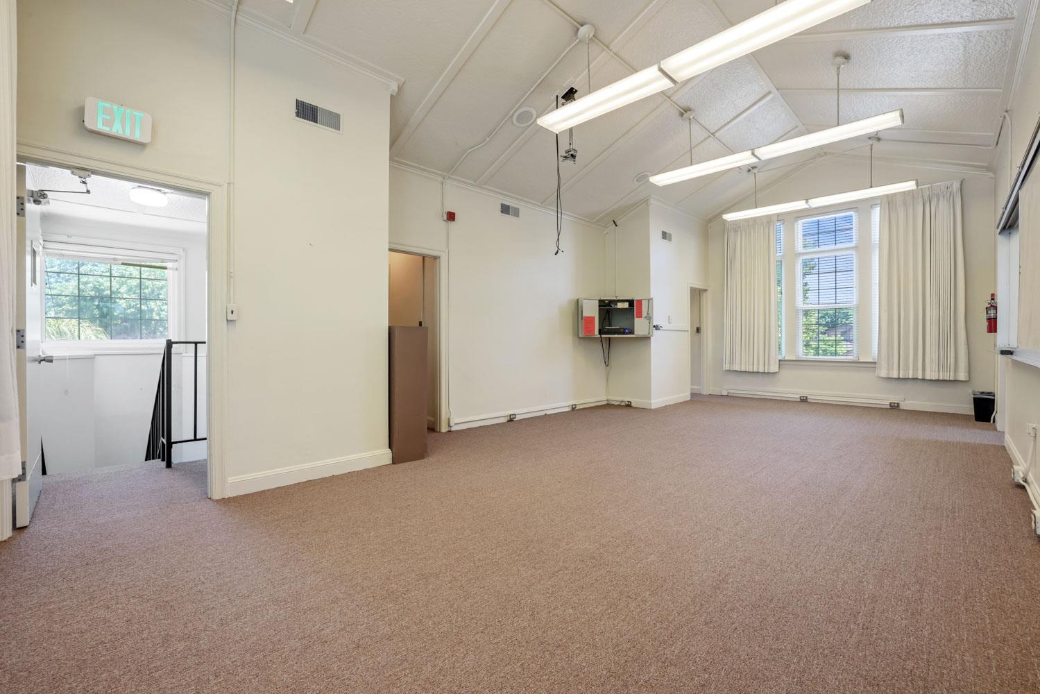 432 College Ave, Modesto, CA 95350