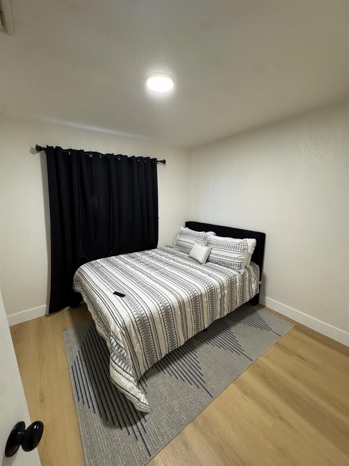 2542 Bradford Way, Riverbank, CA 95367