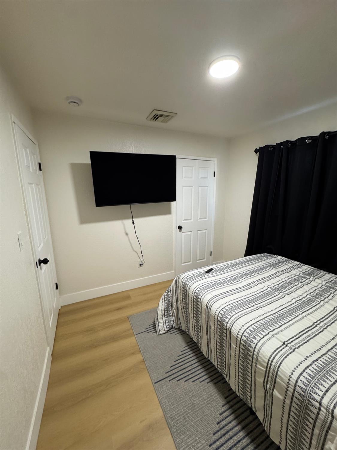 2542 Bradford Way, Riverbank, CA 95367