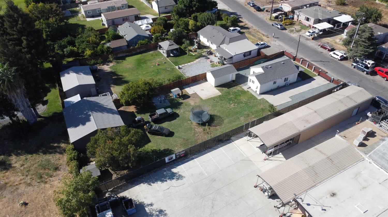 126 Joseph Rd, Manteca, CA 95336