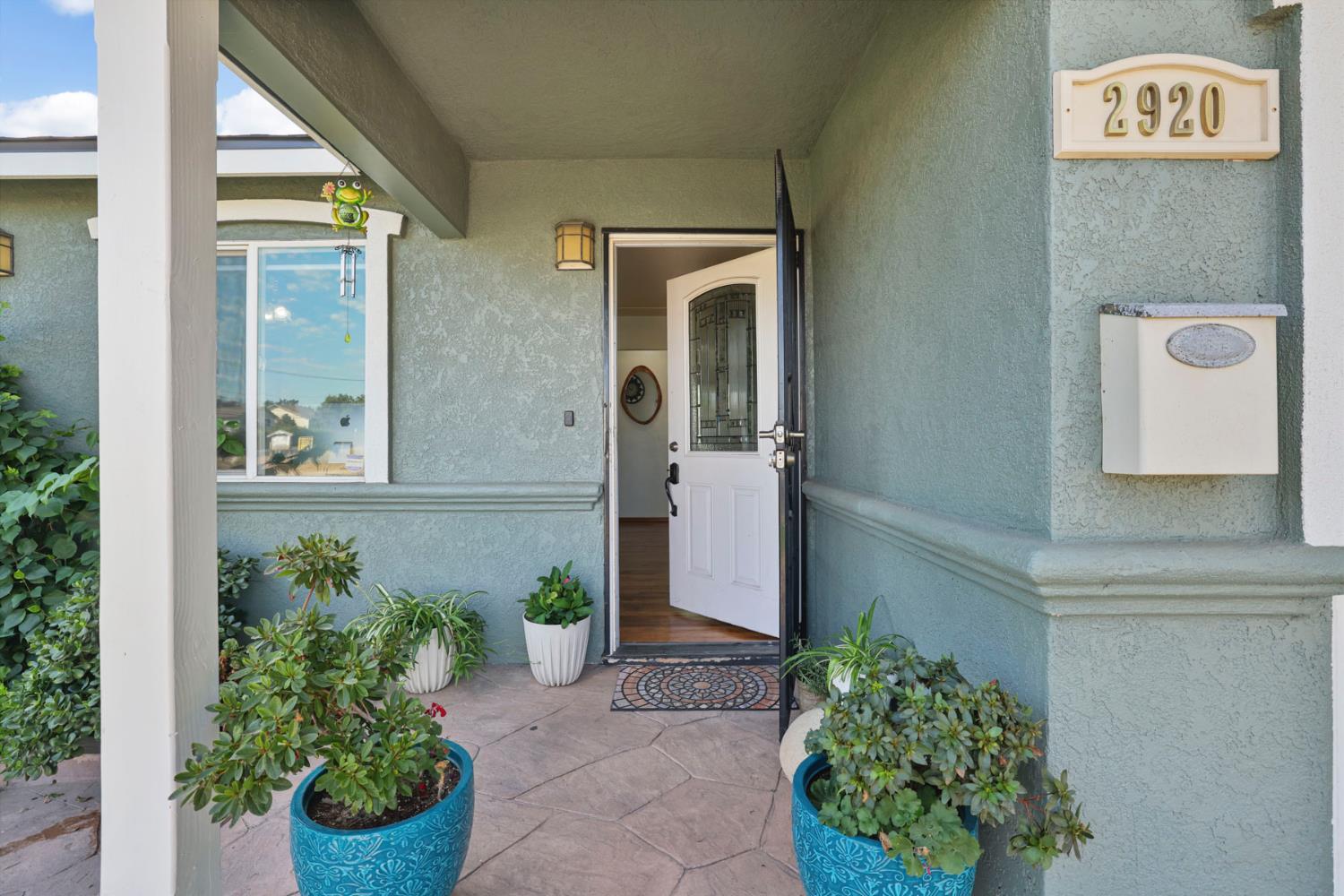 2920 Garrison St, Ceres, CA 95307