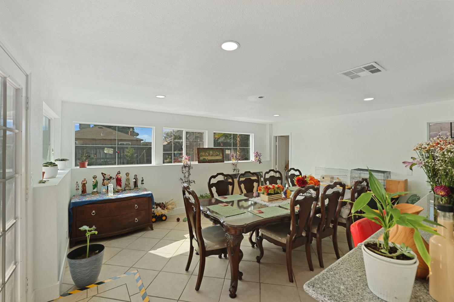 2920 Garrison St, Ceres, CA 95307