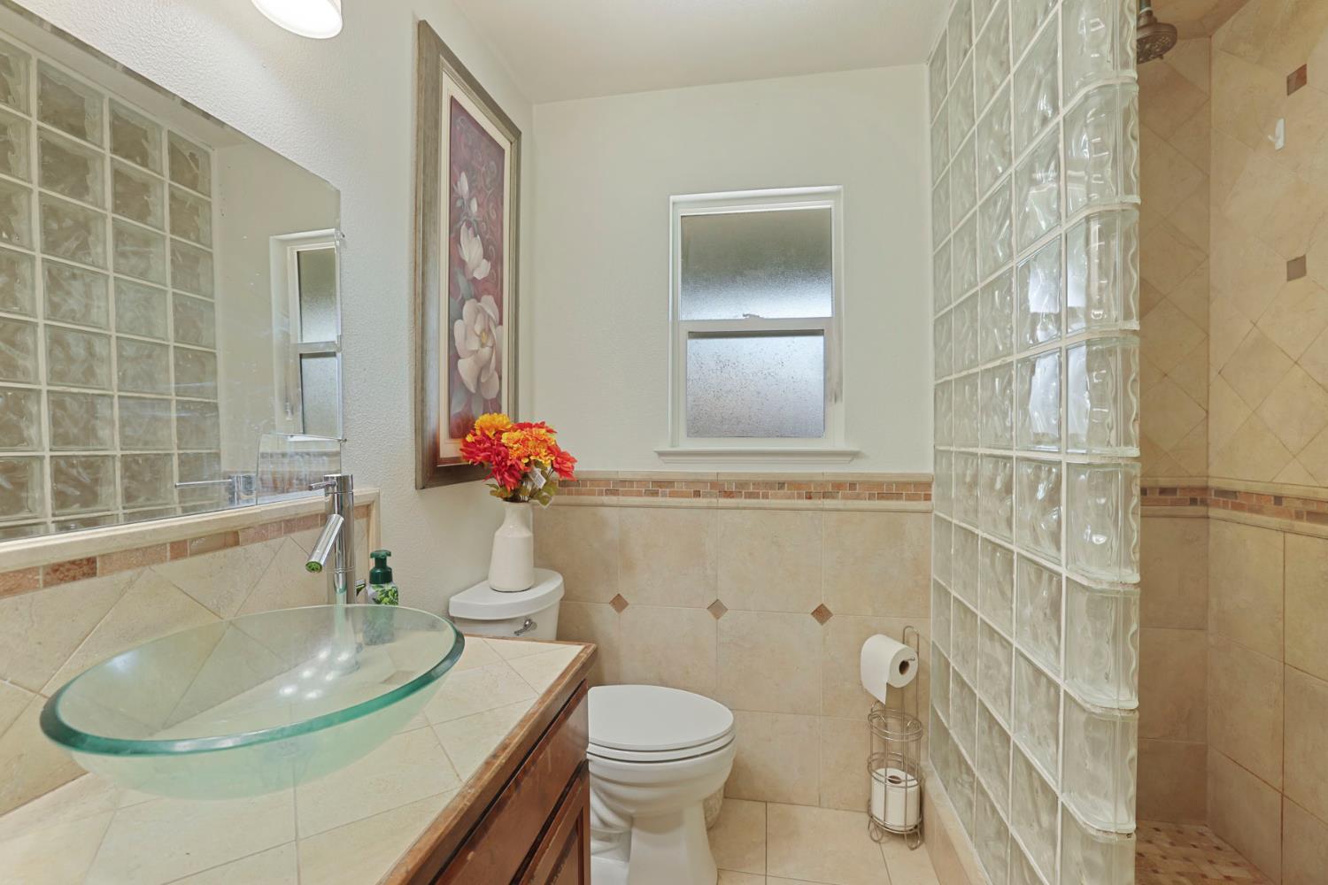 2920 Garrison St, Ceres, CA 95307