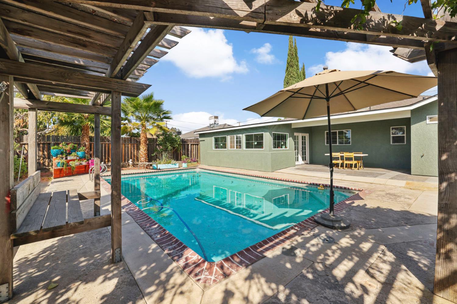2920 Garrison St, Ceres, CA 95307