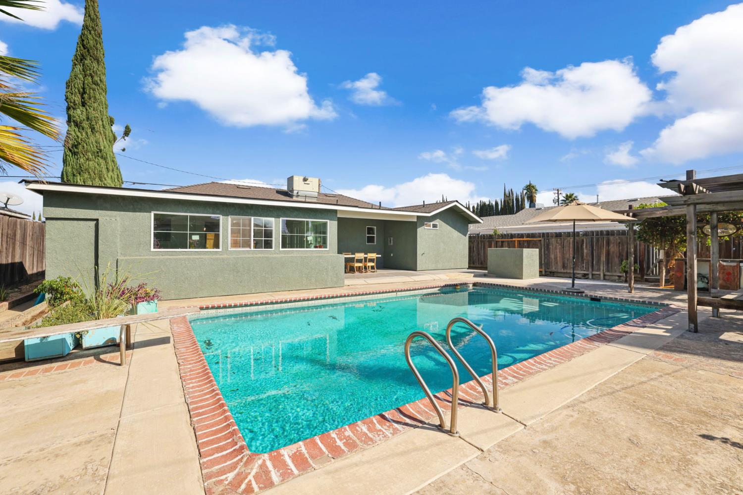 2920 Garrison St, Ceres, CA 95307