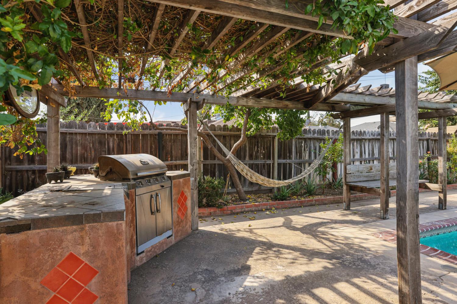 2920 Garrison St, Ceres, CA 95307