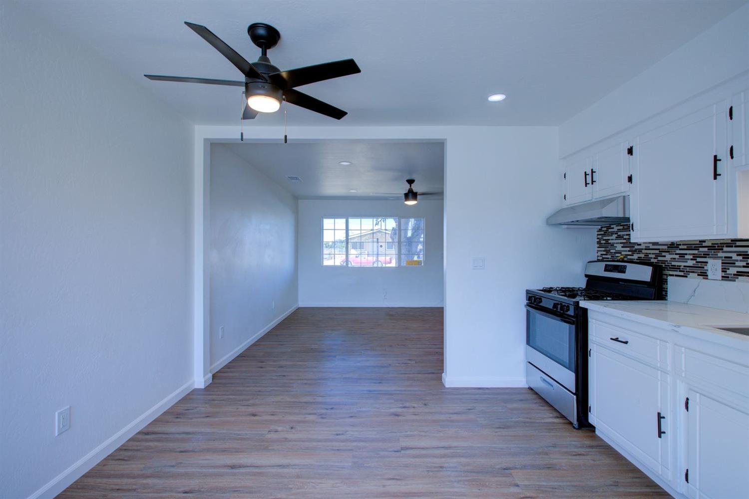2864 Elm Ave, Merced, CA 95348
