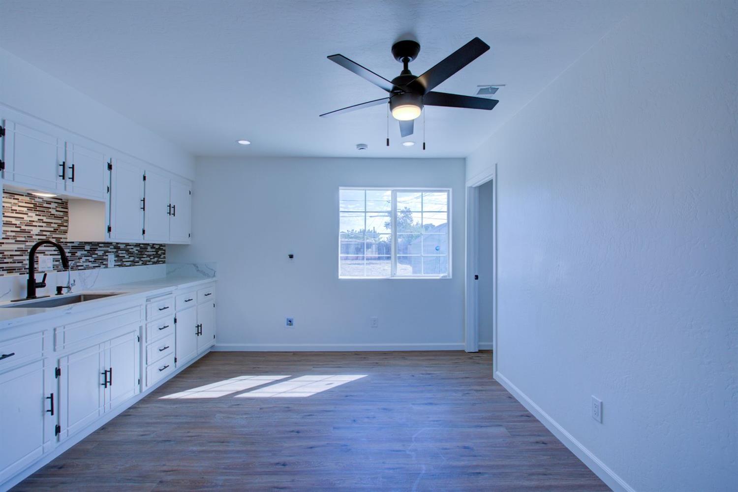 2864 Elm Ave, Merced, CA 95348