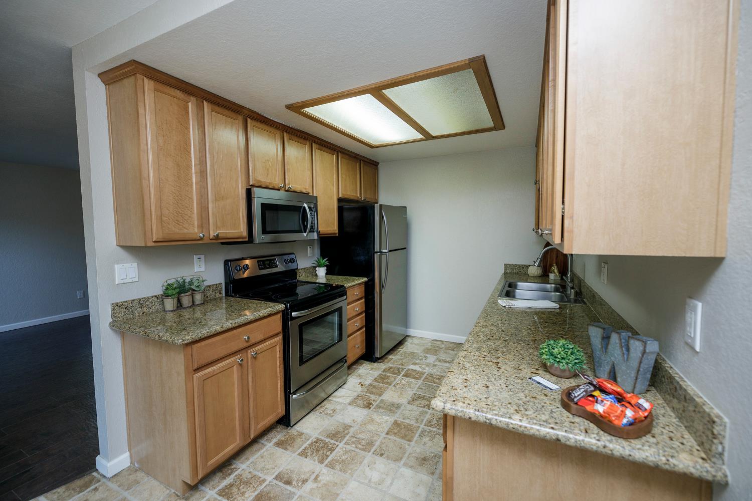 4014 Elmo Loop #A, Modesto, CA 95356