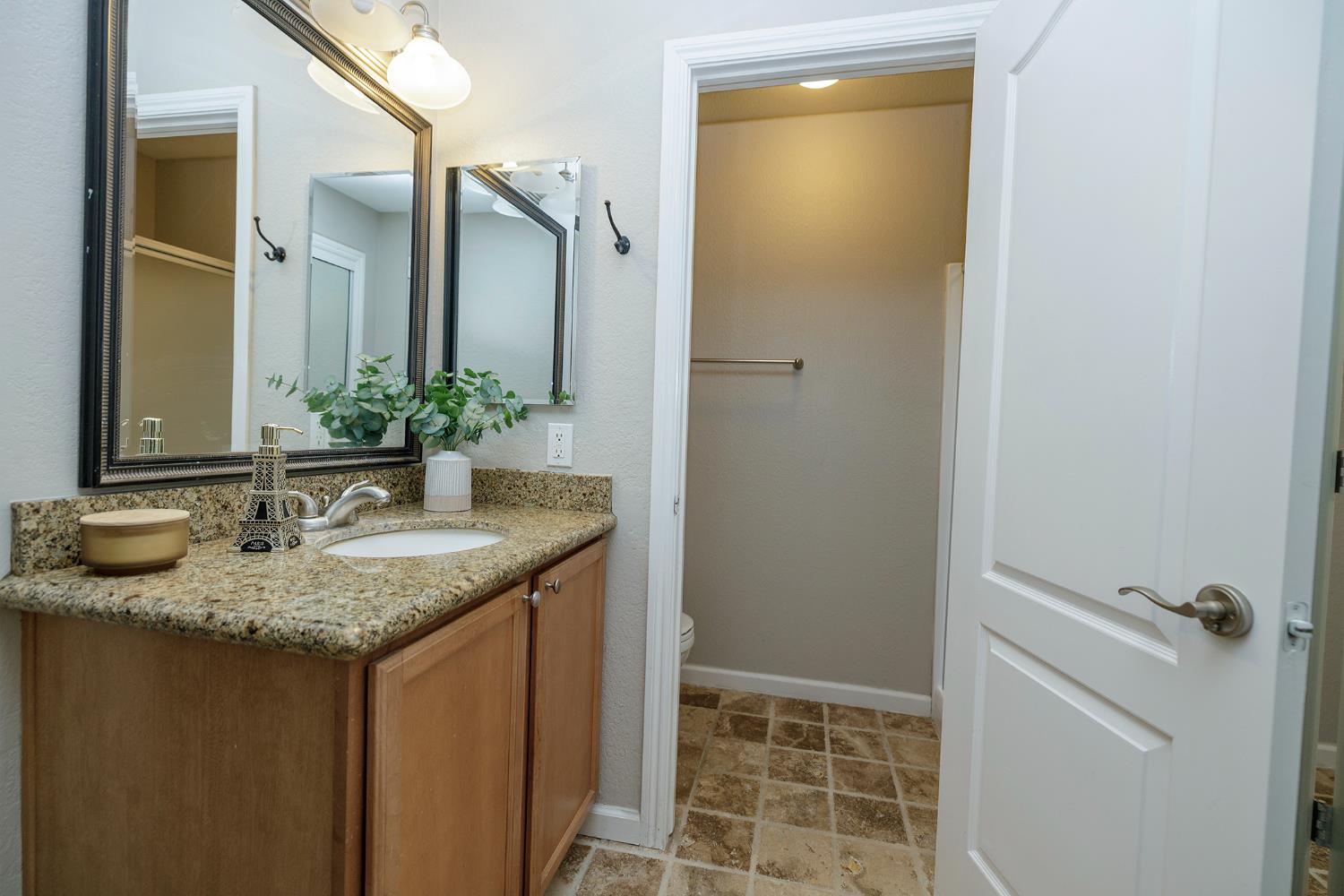 4014 Elmo Loop #A, Modesto, CA 95356
