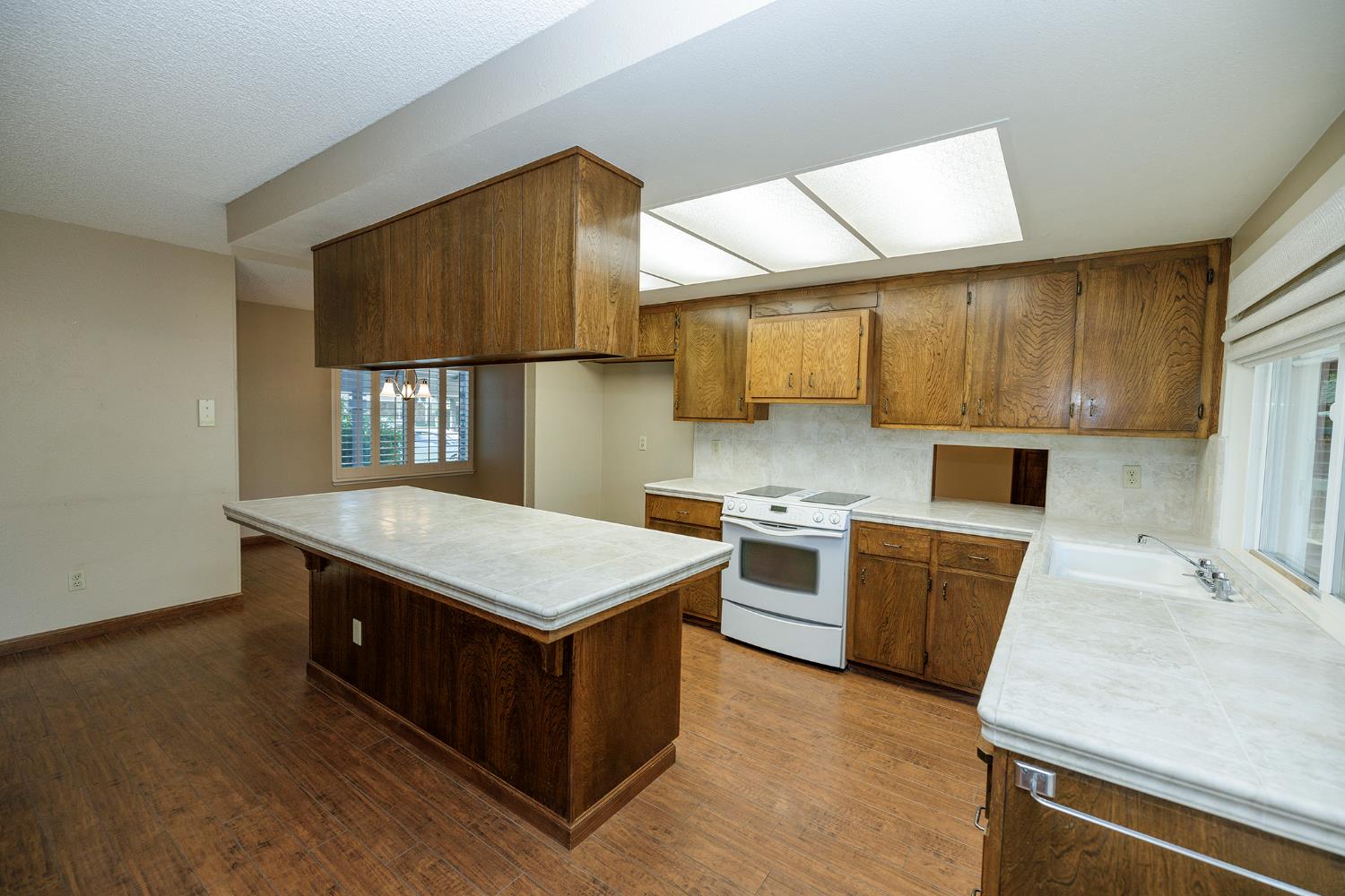 1417 Stembridge Ct, Modesto, CA 95350