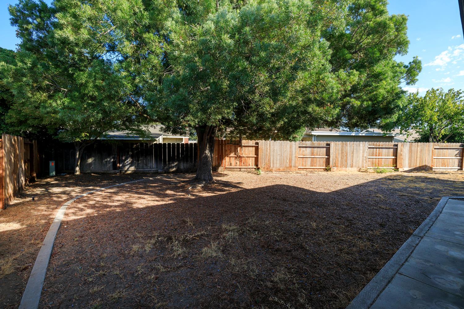 1417 Stembridge Ct, Modesto, CA 95350