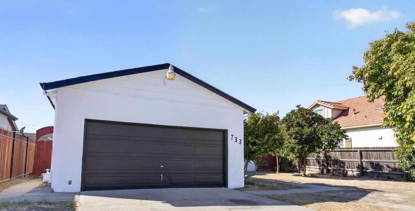 733 Vermont, Los Banos, CA 93635
