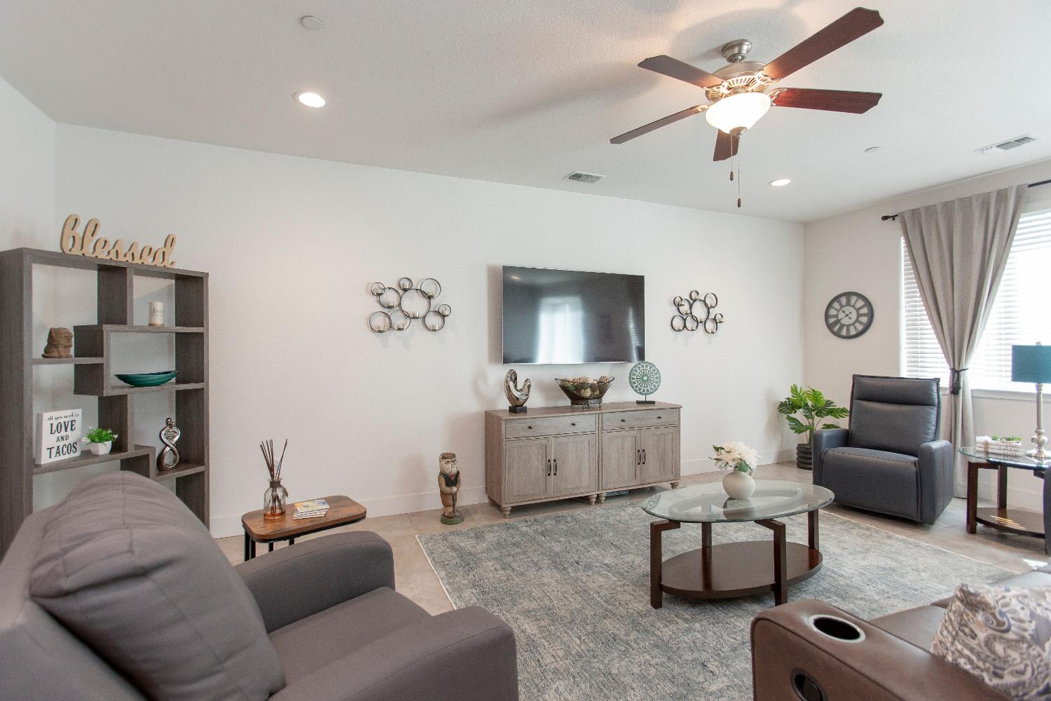 1170 Aartman Dr, Ripon, CA 95366