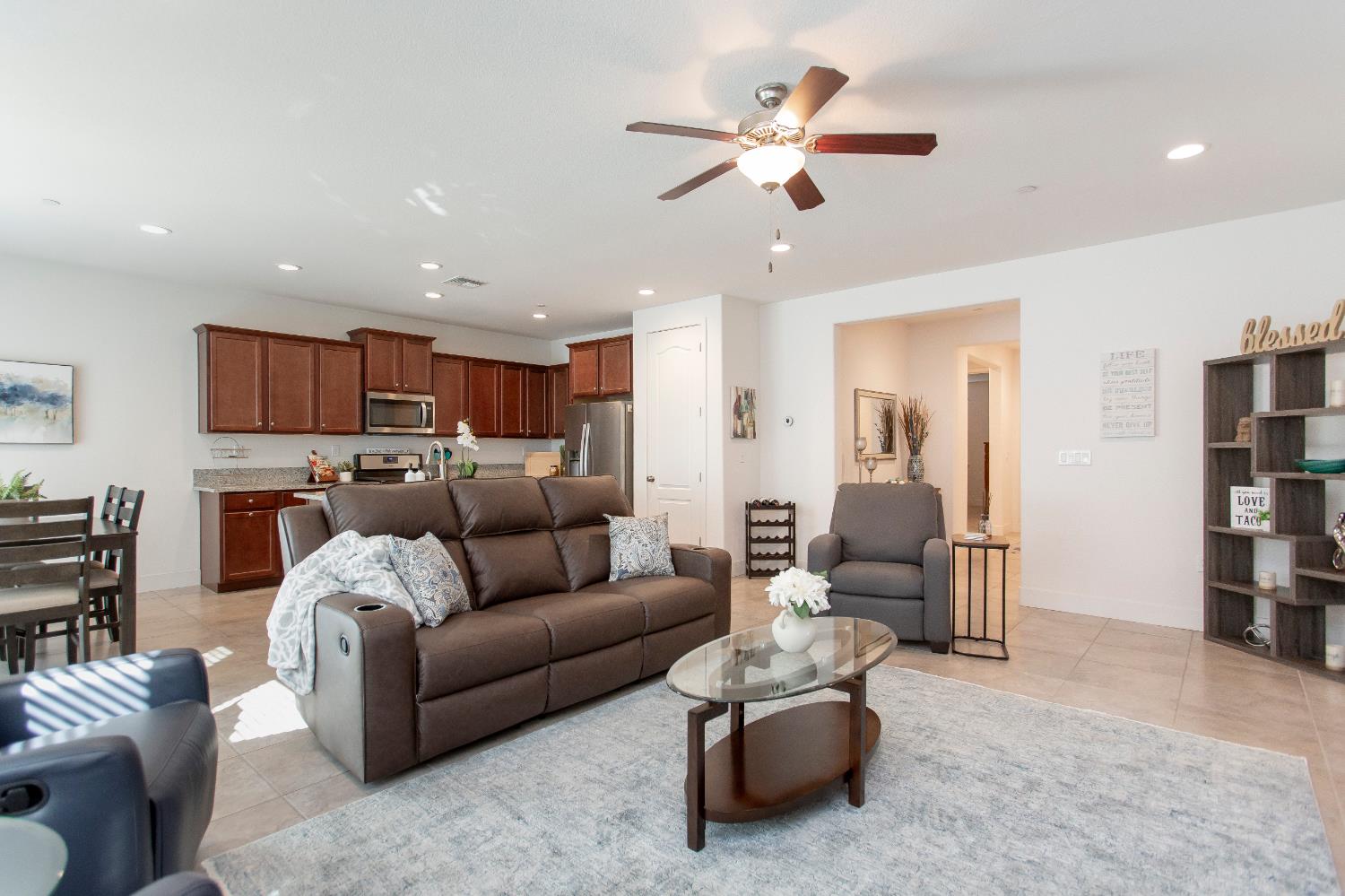 1170 Aartman Dr, Ripon, CA 95366