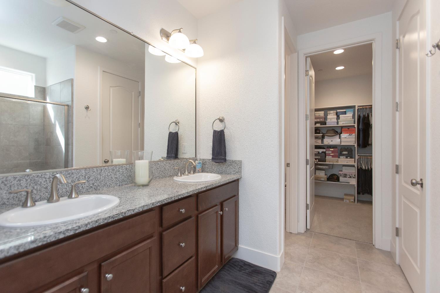 1170 Aartman Dr, Ripon, CA 95366