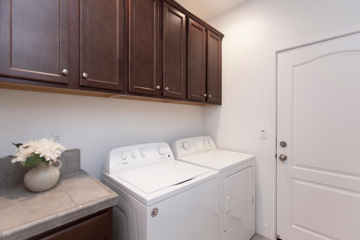 1170 Aartman Dr, Ripon, CA 95366