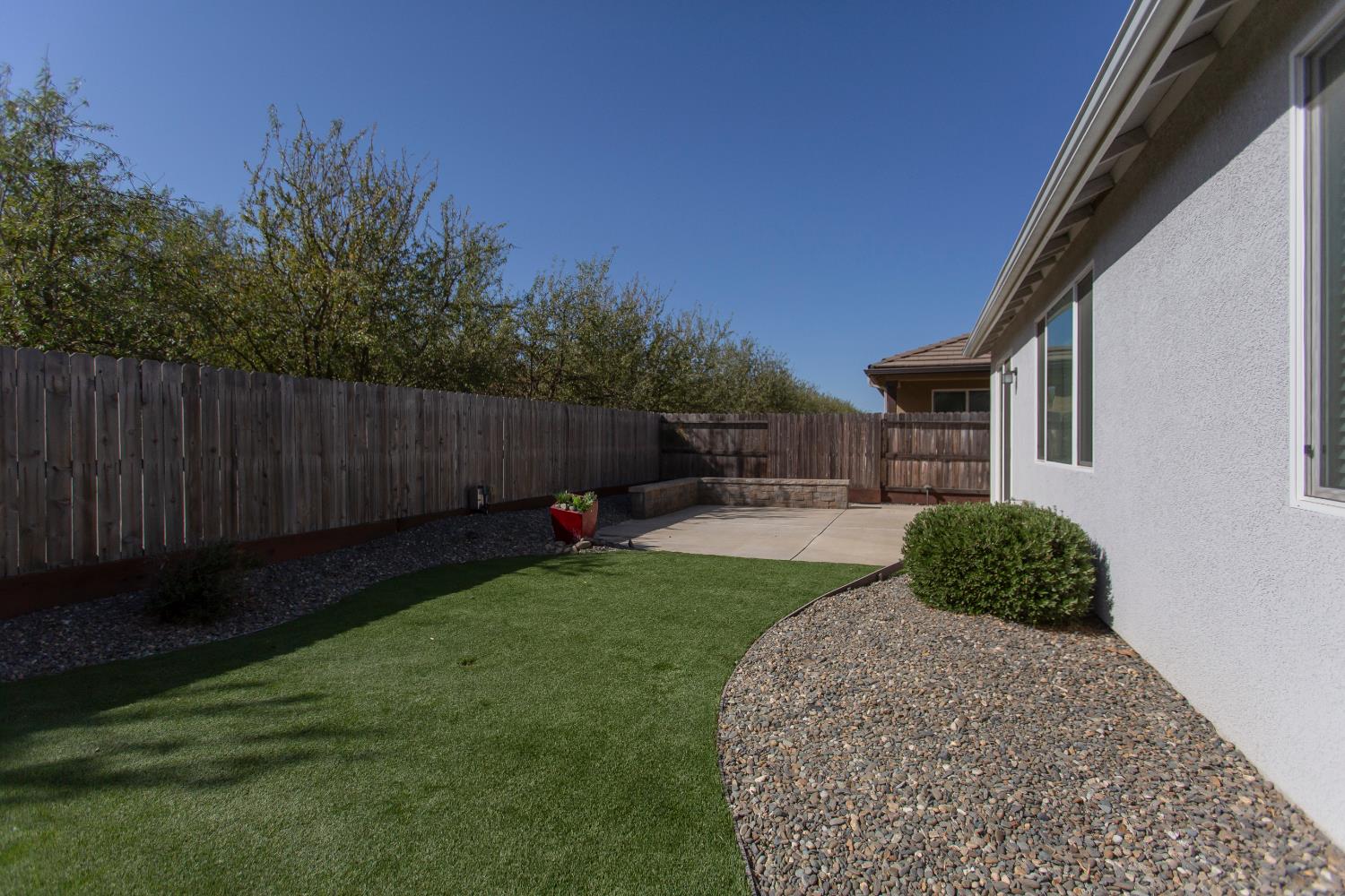 1170 Aartman Dr, Ripon, CA 95366