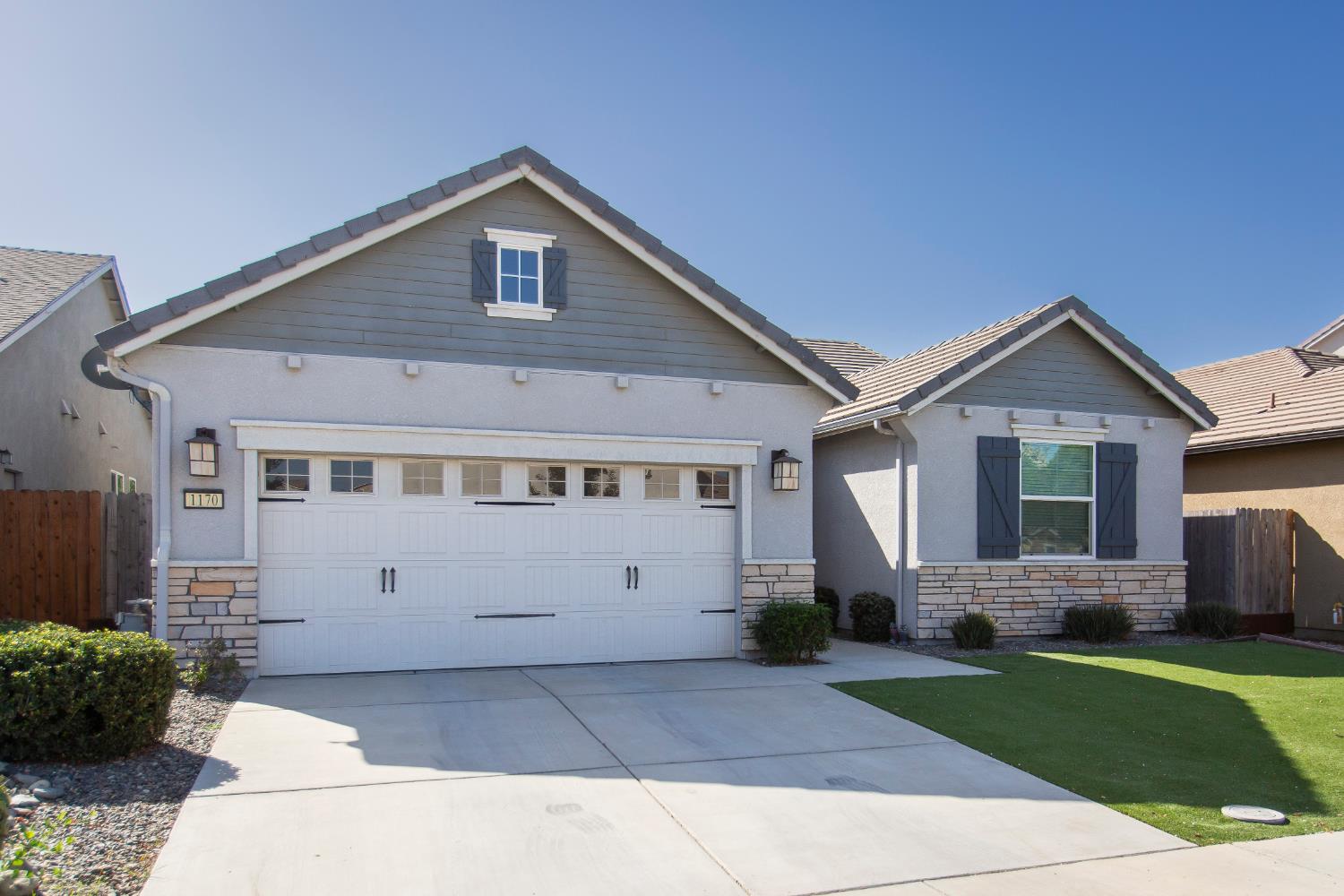 1170 Aartman Dr, Ripon, CA 95366