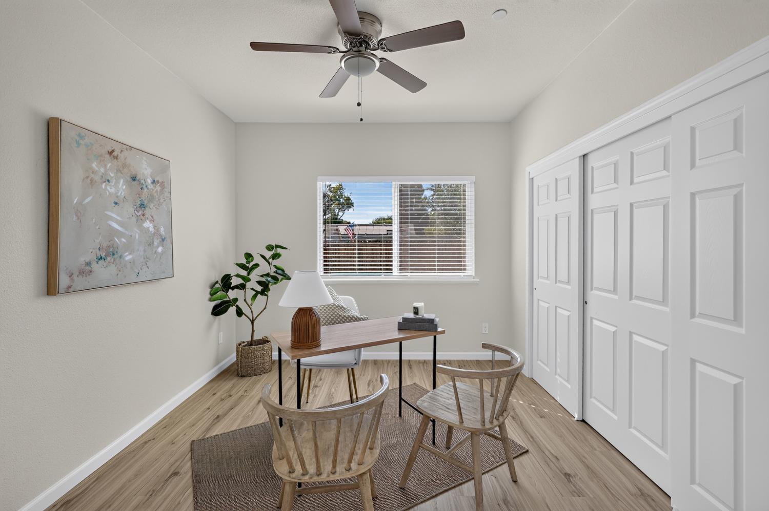 1038 W 24th St, Merced, CA 95340