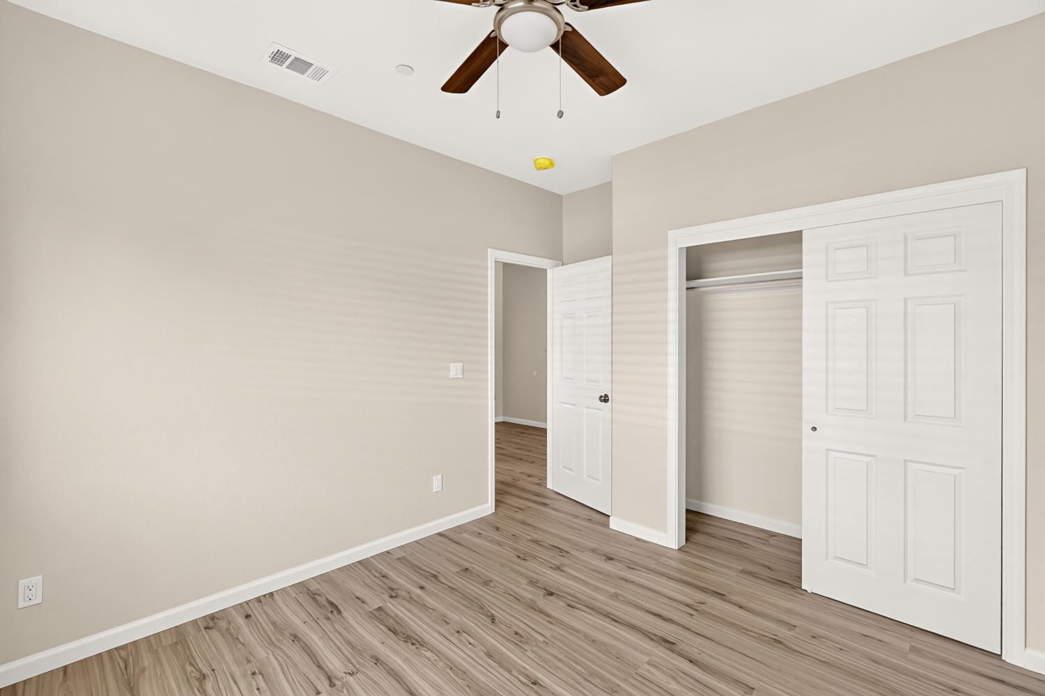 1038 W 24th St, Merced, CA 95340