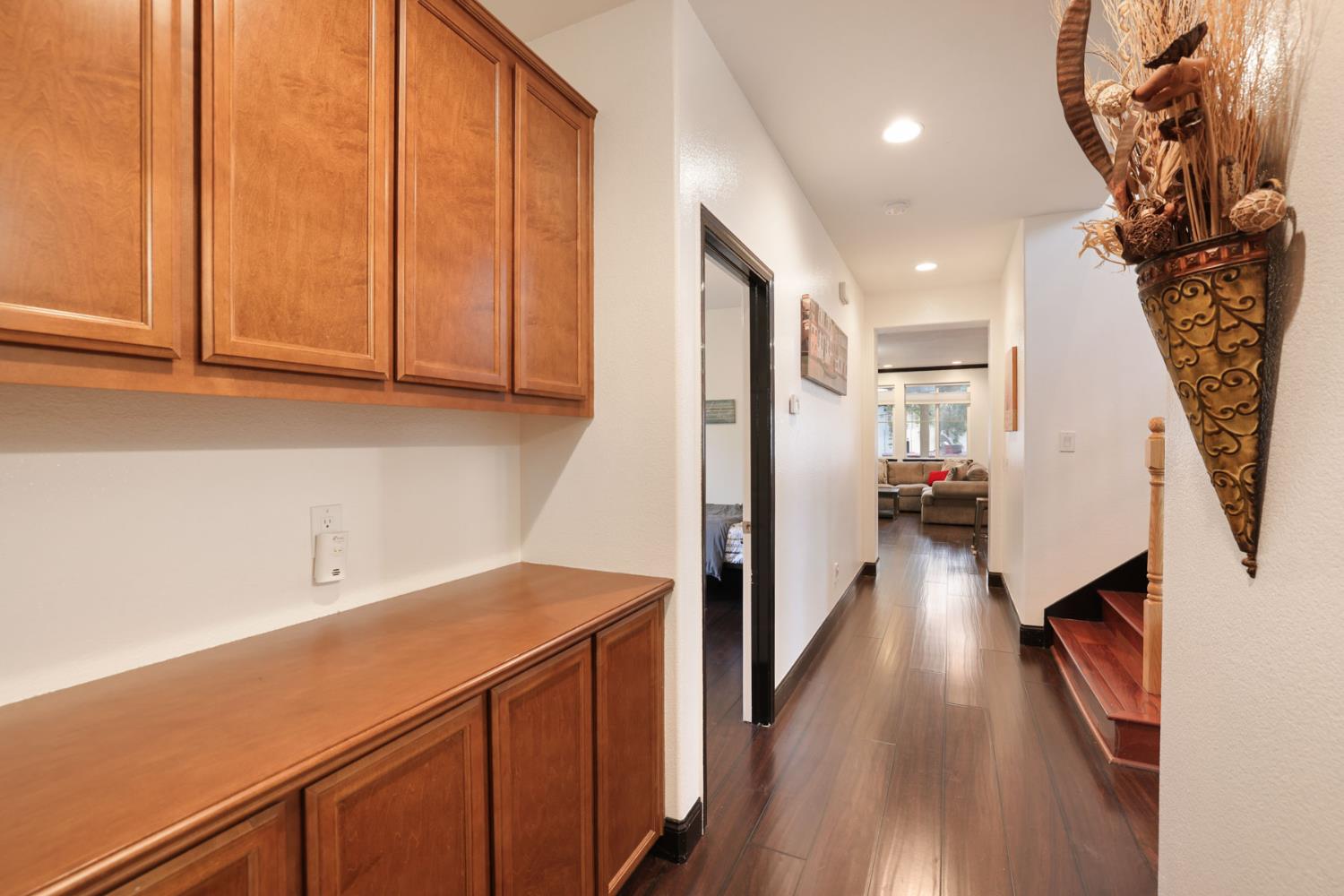1725 Luna Bella Ln, Manteca, CA 95337