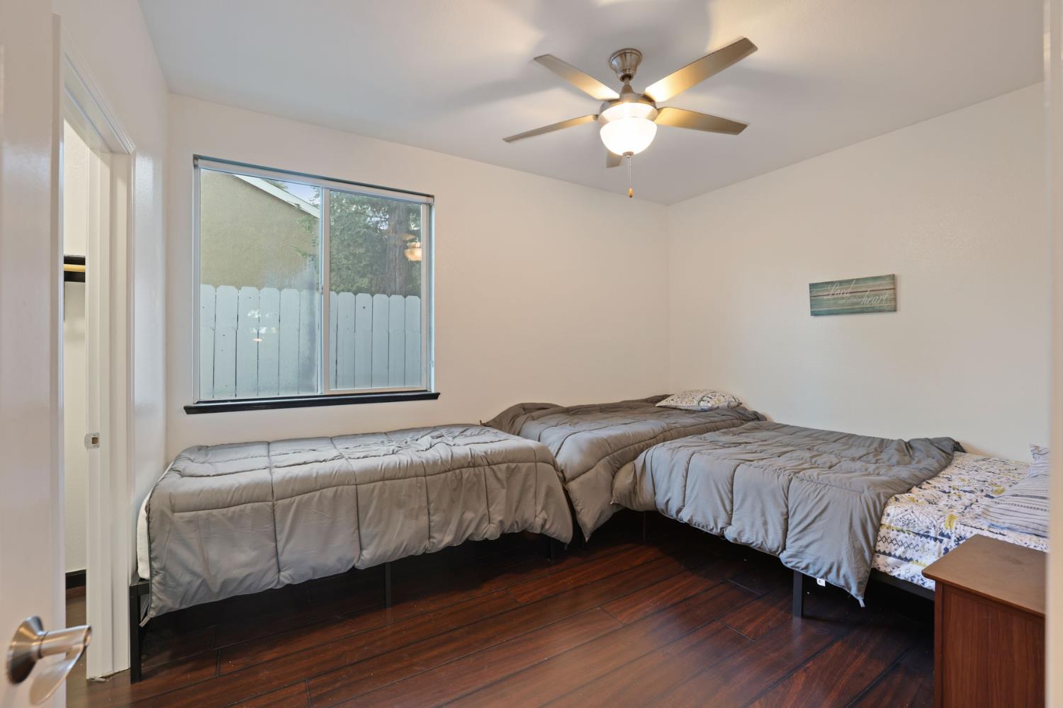 1725 Luna Bella Ln, Manteca, CA 95337
