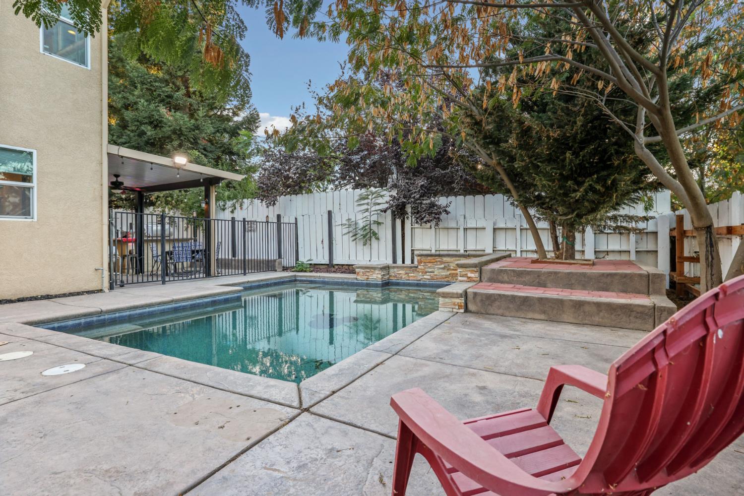 1725 Luna Bella Ln, Manteca, CA 95337