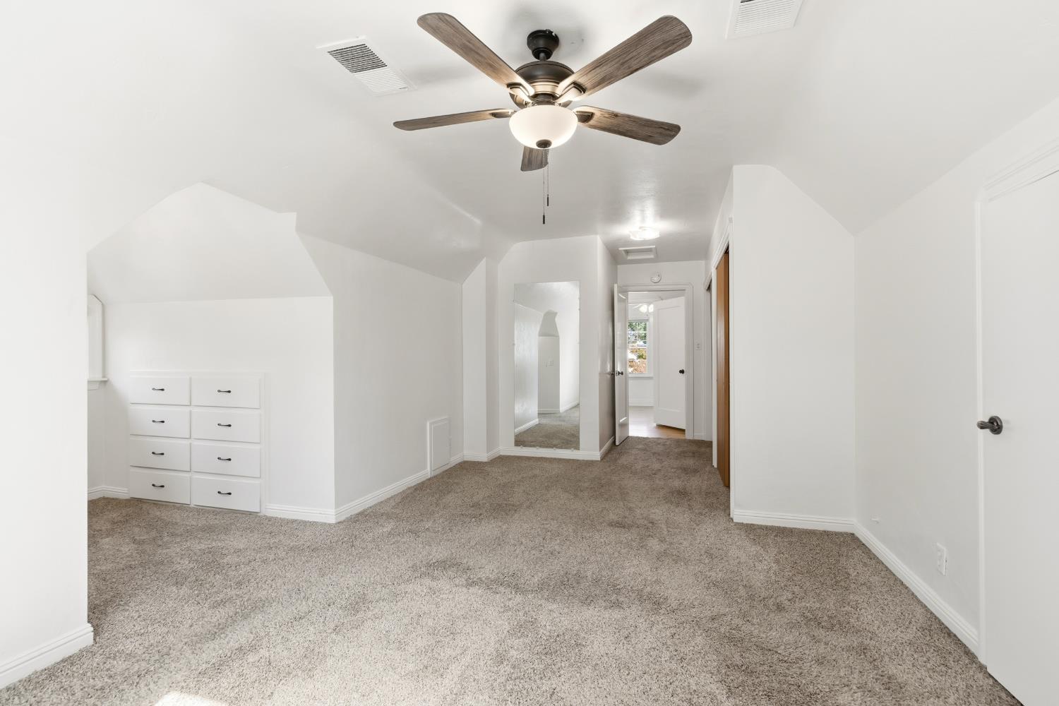 133 Frances Ave, Modesto, CA 95354