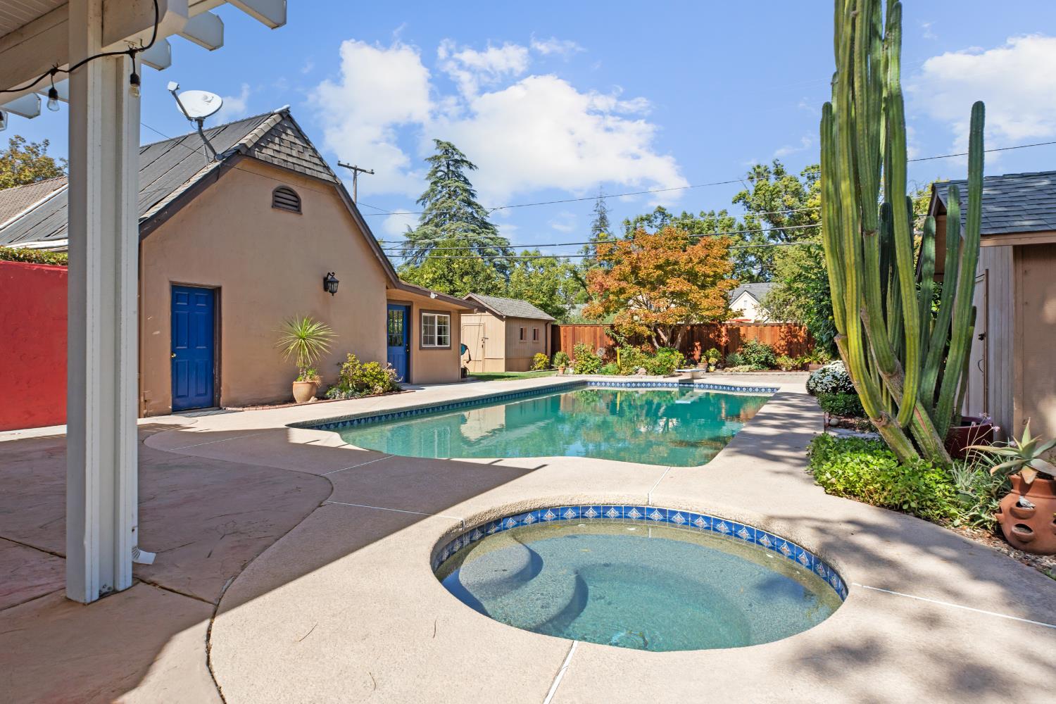133 Frances Ave, Modesto, CA 95354