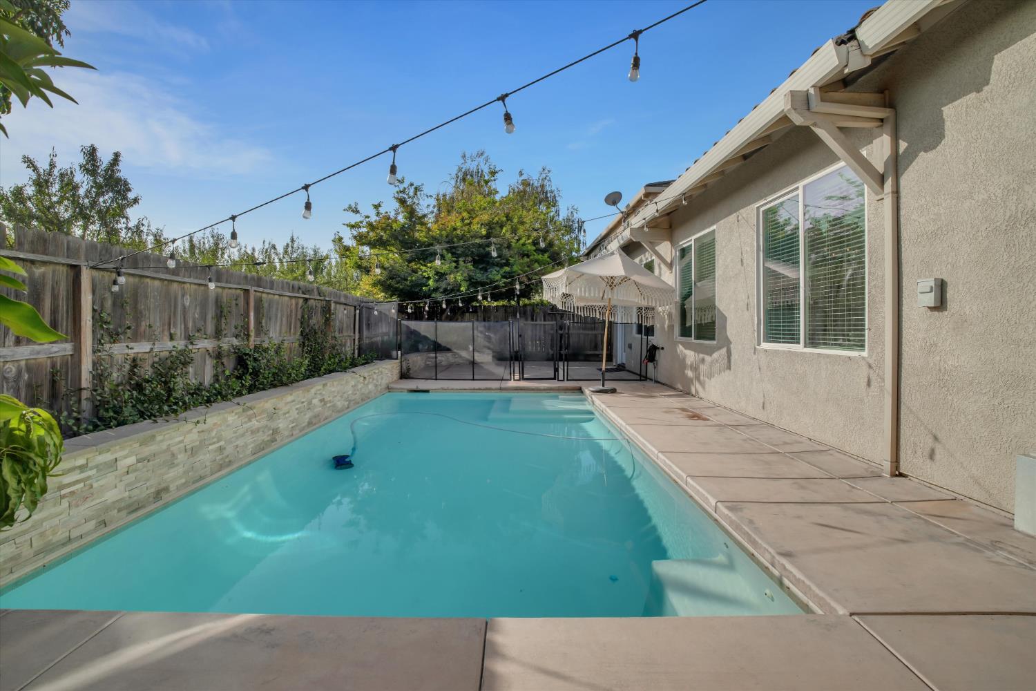 3334 Silverwood St, Escalon, CA 95320
