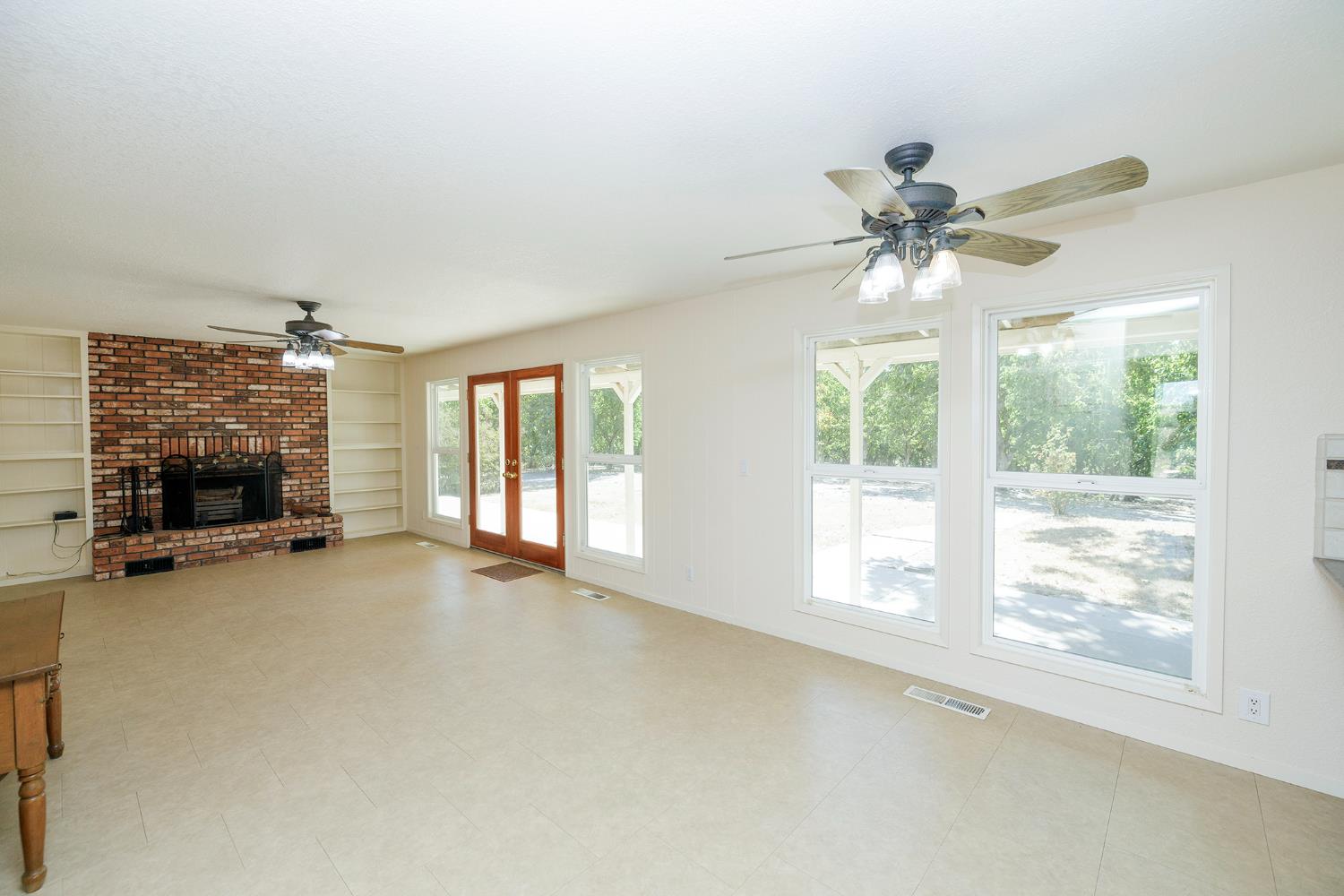 361 Arlberg Rd, Hickman, CA 95323