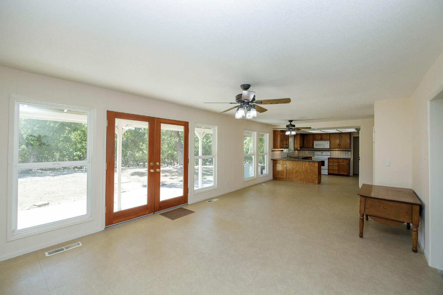 361 Arlberg Rd, Hickman, CA 95323