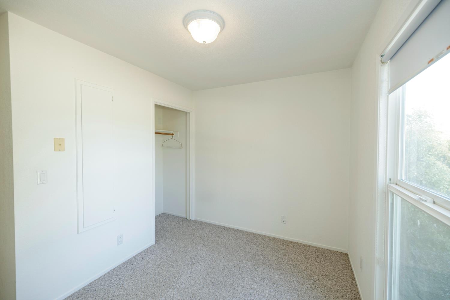 361 Arlberg Rd, Hickman, CA 95323