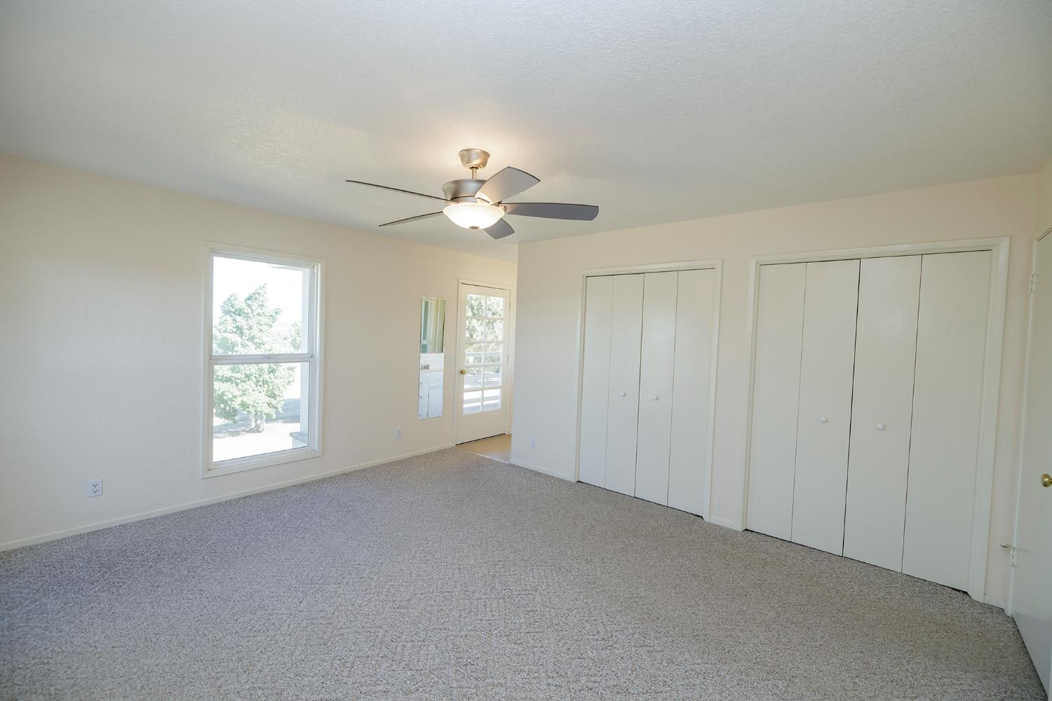 361 Arlberg Rd, Hickman, CA 95323