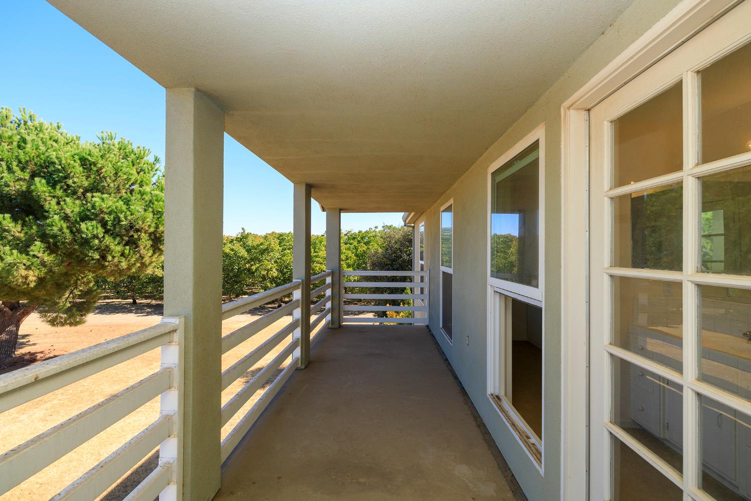 361 Arlberg Rd, Hickman, CA 95323