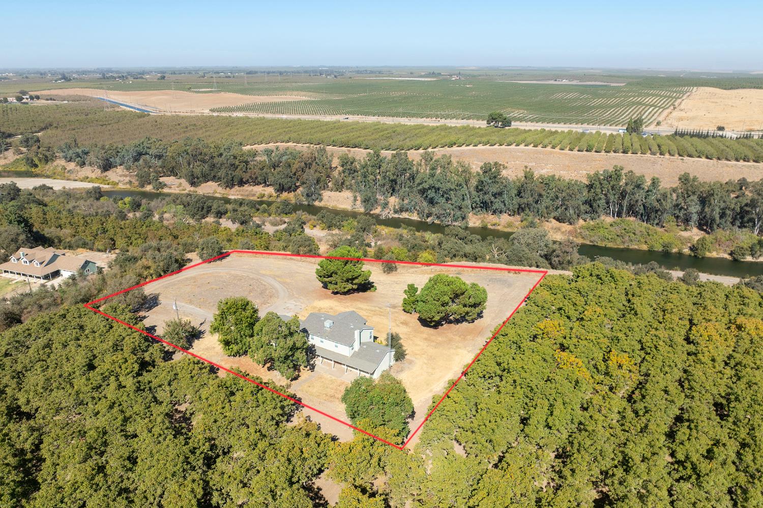 361 Arlberg Rd, Hickman, CA 95323