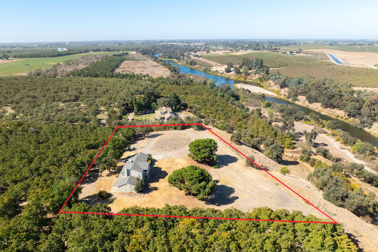 361 Arlberg Rd, Hickman, CA 95323