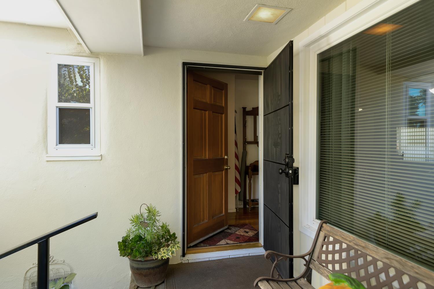 1208 E Morris Ave, Modesto, CA 95350
