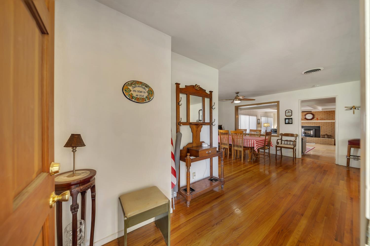 1208 E Morris Ave, Modesto, CA 95350