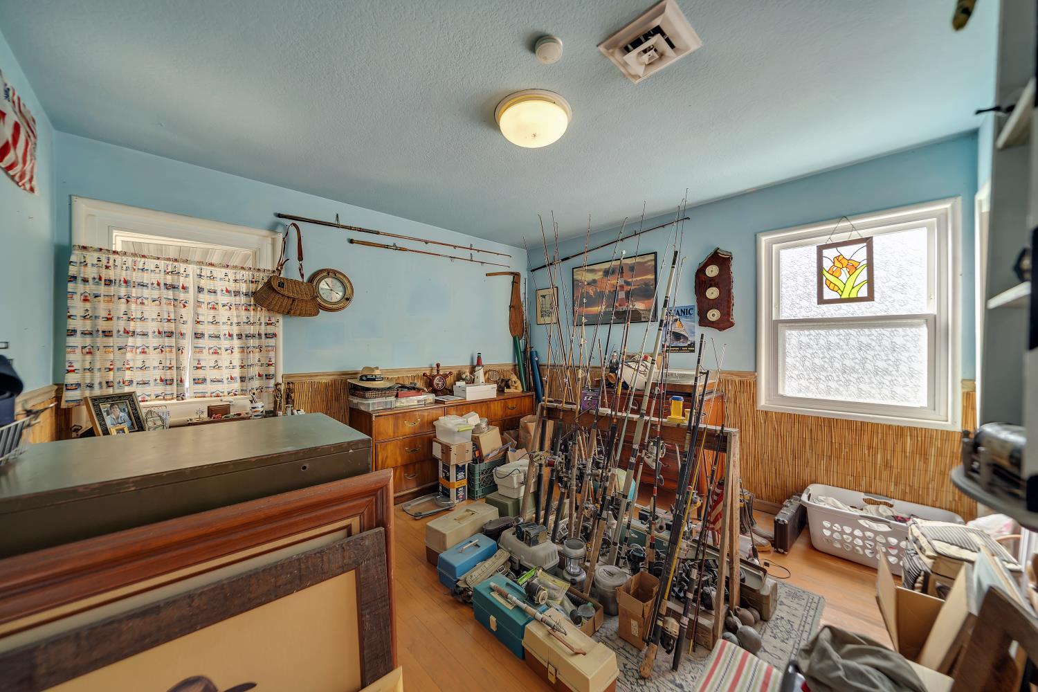 1208 E Morris Ave, Modesto, CA 95350