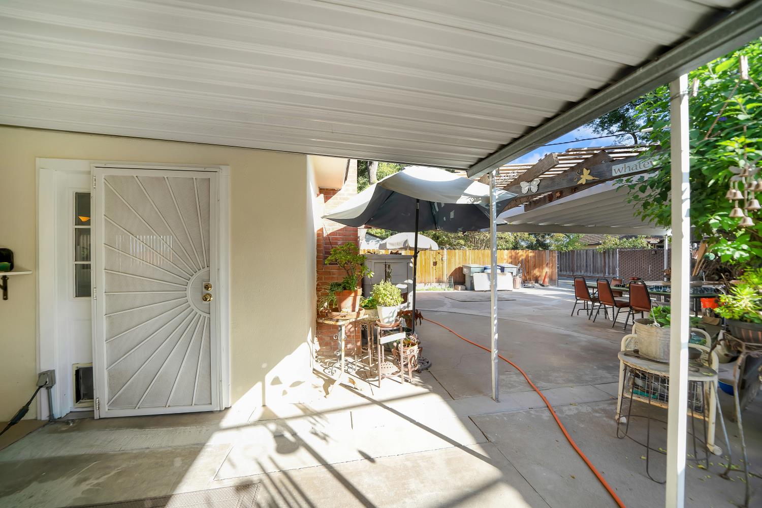 1208 E Morris Ave, Modesto, CA 95350