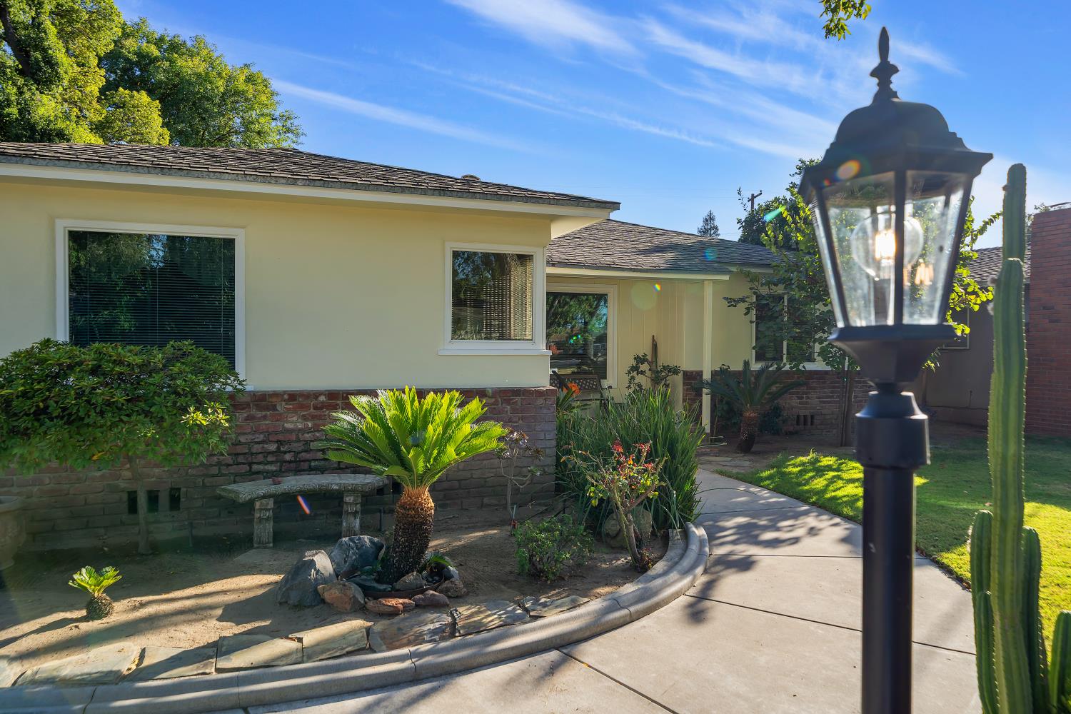 1208 E Morris Ave, Modesto, CA 95350