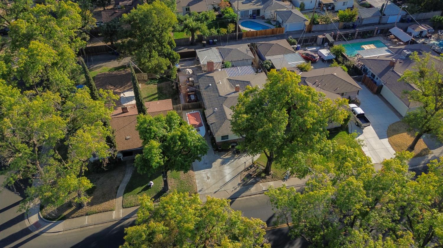 1208 E Morris Ave, Modesto, CA 95350