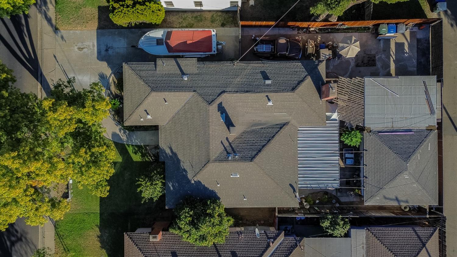 1208 E Morris Ave, Modesto, CA 95350