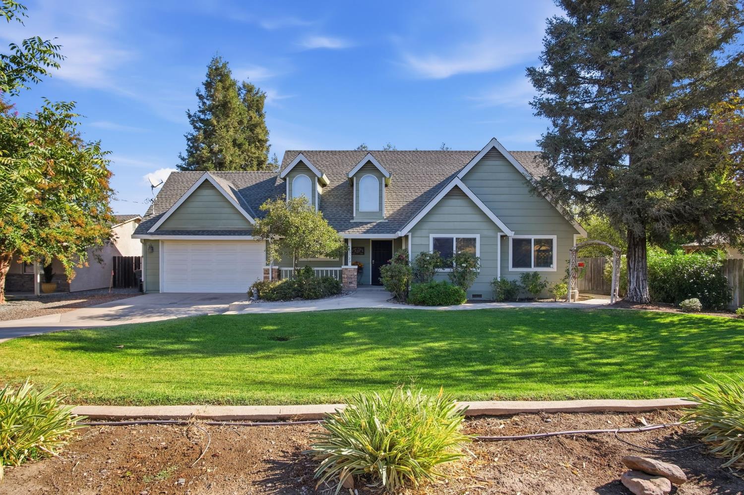 13539 Bentley St, Waterford, CA 95386