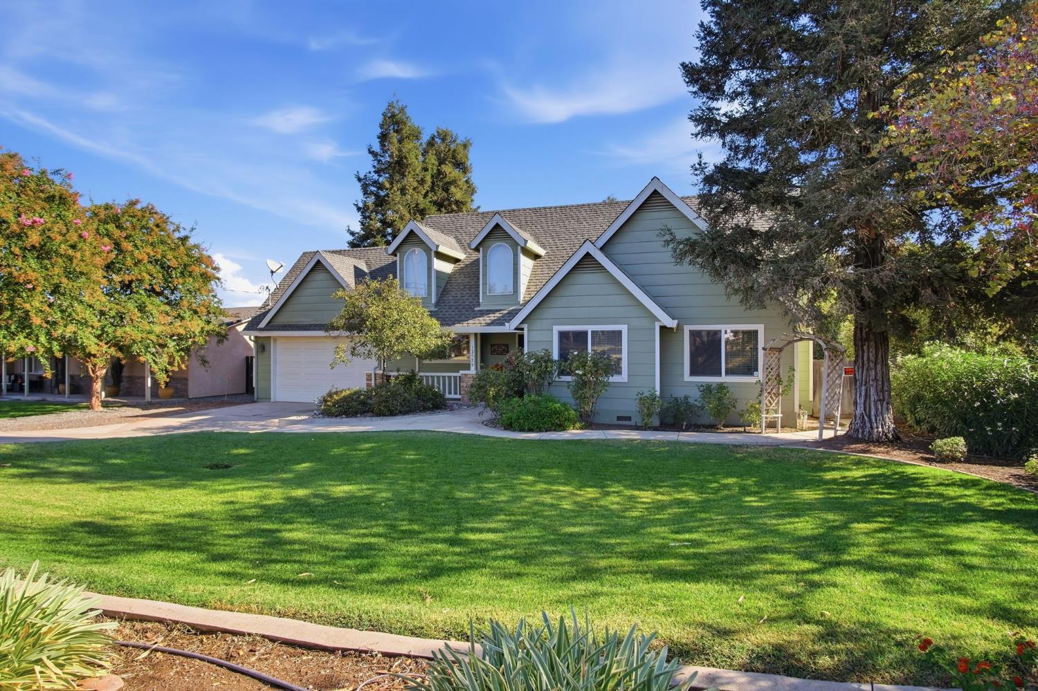 13539 Bentley St, Waterford, CA 95386