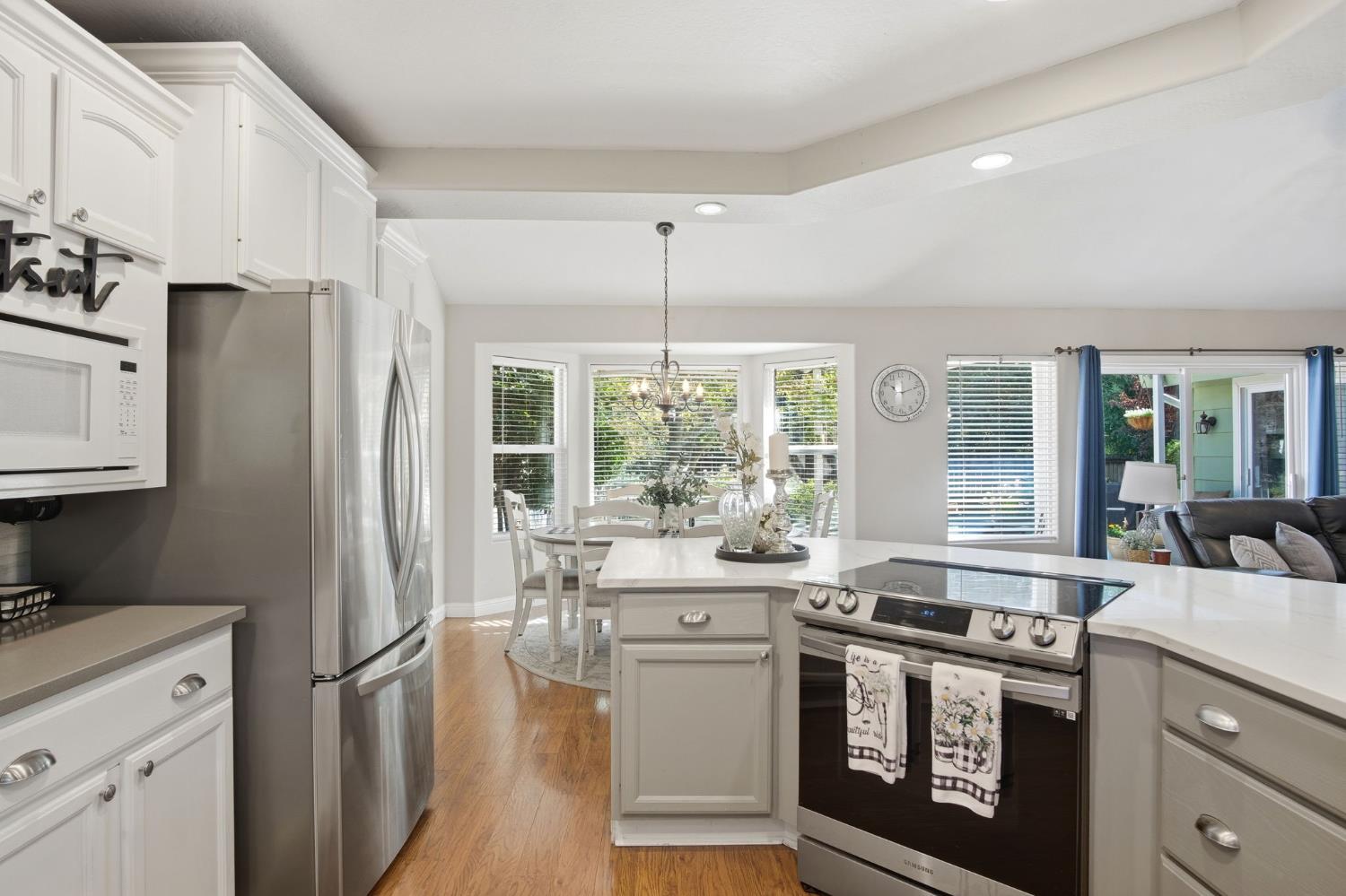 13539 Bentley St, Waterford, CA 95386