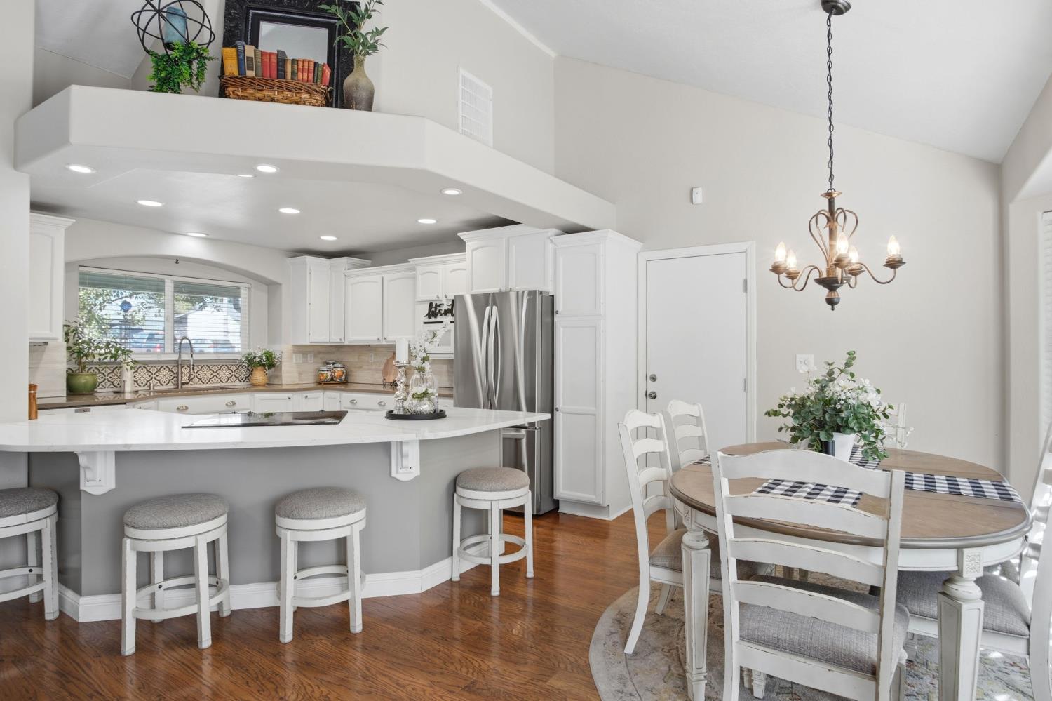 13539 Bentley St, Waterford, CA 95386